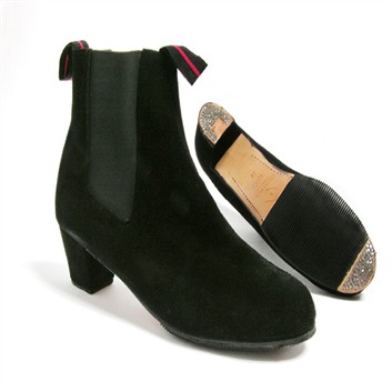 2010 Flamenco Ankle Boot in hunting (suede) w/nails